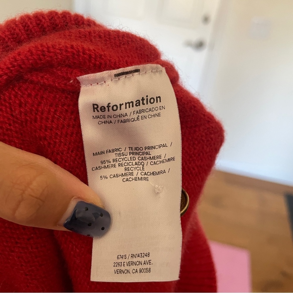 Reformation x Shrimps V-neck sleeveless cashmere blend knitted vest Size Small - Picture 9 of 9